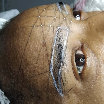 Desing de Sobrancelhas