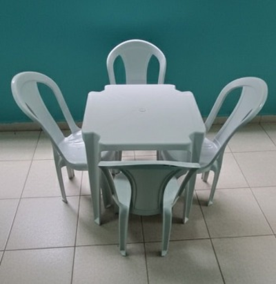 Aluguel de Mesas e Cadeiras